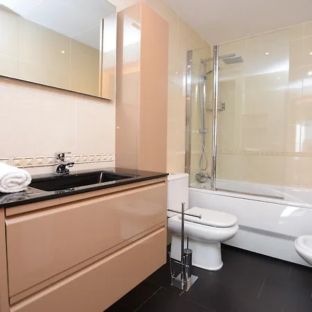 Homeholidaysrentals Rieral Lloret de Mar